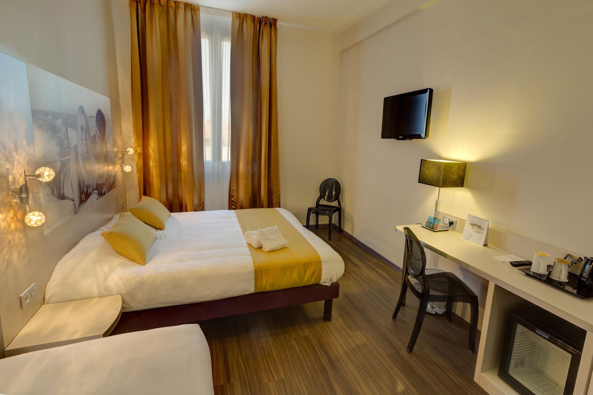 Hotel Arles Plaza Exterior photo