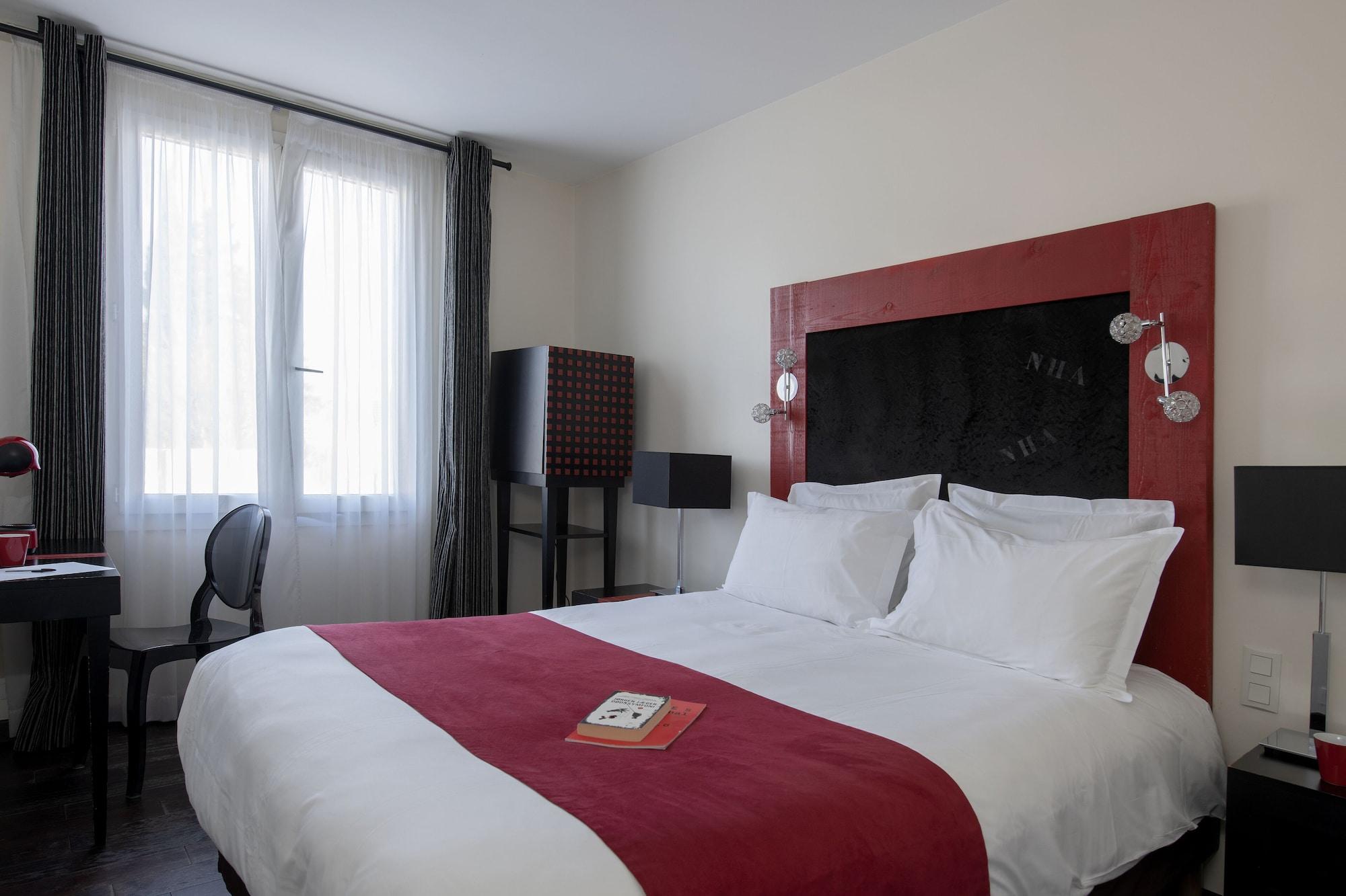 Hotel Arles Plaza Exterior photo