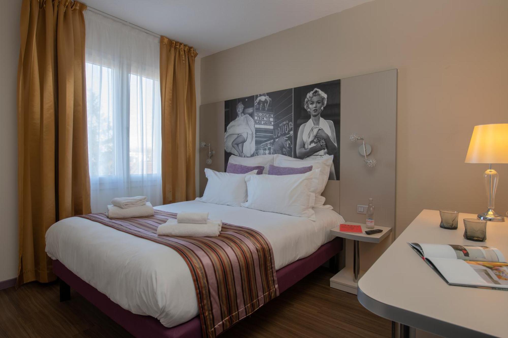 Hotel Arles Plaza Exterior photo